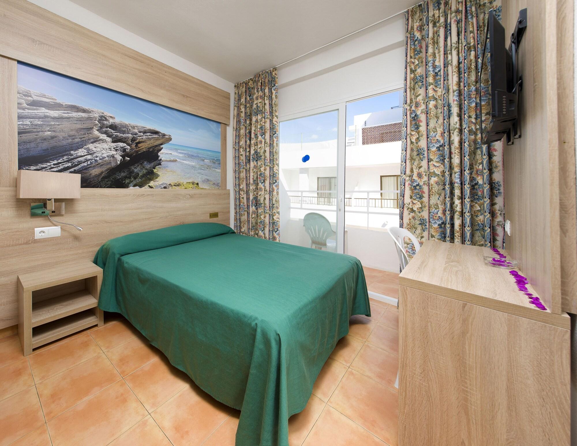 Hostal Anibal - Ab Group San Antonio  Kültér fotó