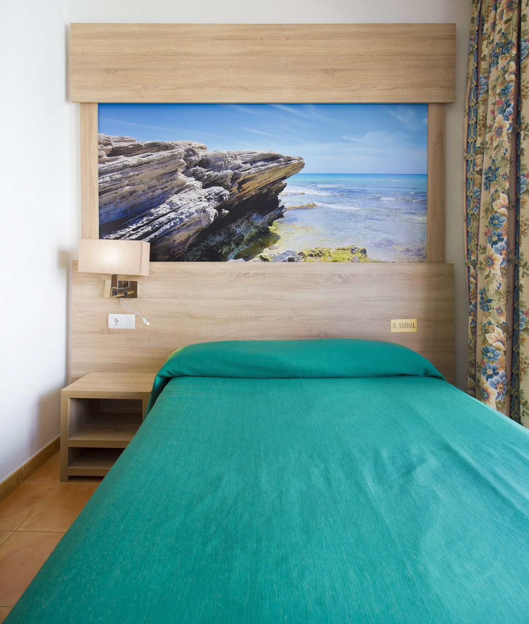 Hostal Anibal - Ab Group San Antonio  Kültér fotó