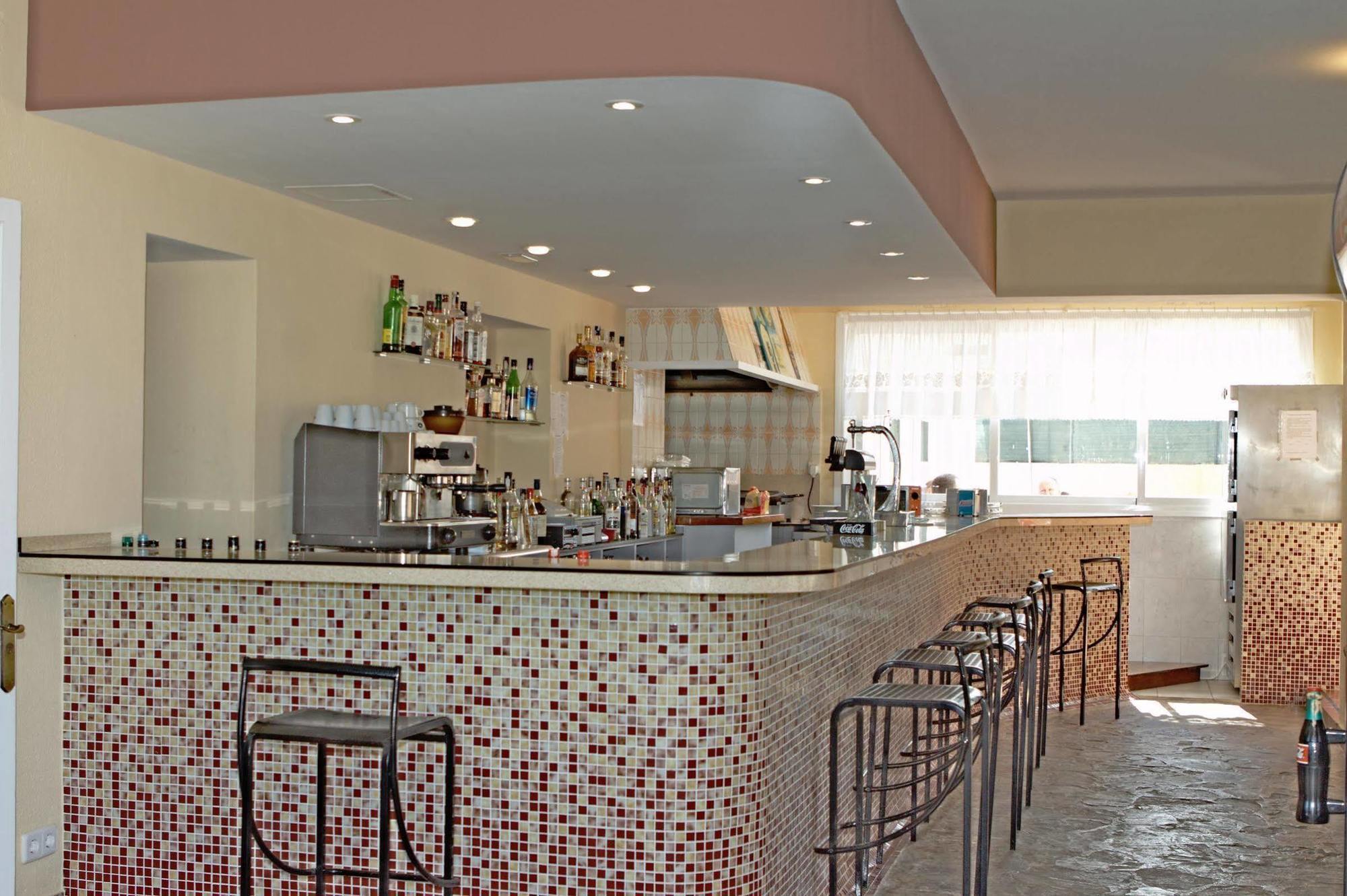 Hostal Anibal - Ab Group San Antonio  Kültér fotó