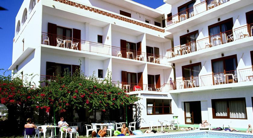 Hostal Anibal - Ab Group San Antonio  Kültér fotó