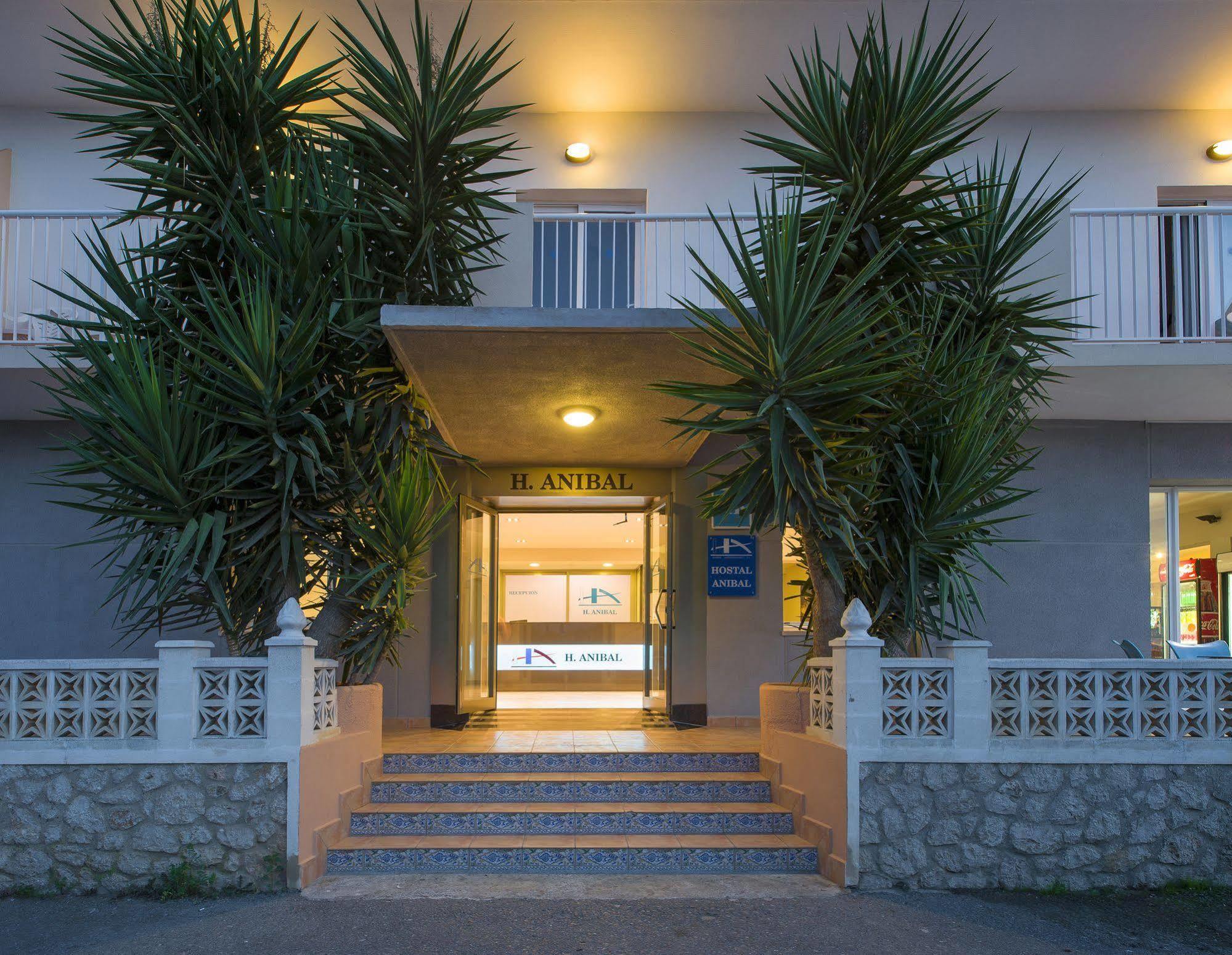 Hostal Anibal - Ab Group San Antonio  Kültér fotó