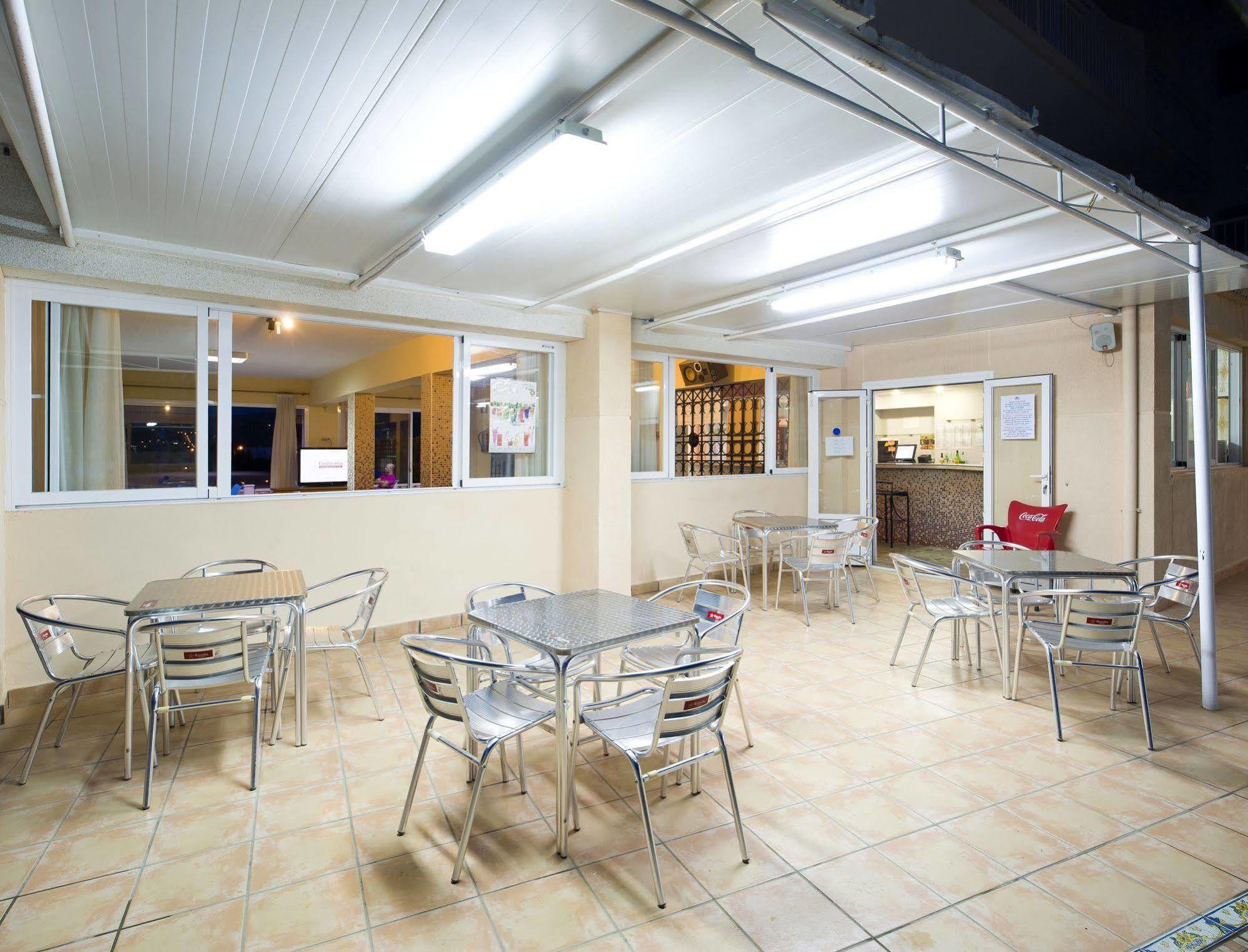 Hostal Anibal - Ab Group San Antonio  Kültér fotó